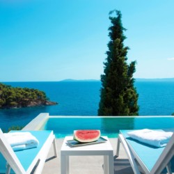 Halkidiki Villa Royal Perl – 5 Bedrooms with 3 Pools_thevillabookers.com