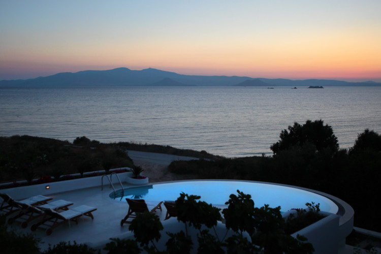 Naxos Villa Blue Sea_thevillabookers (7)