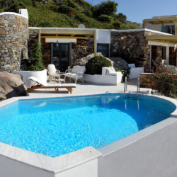 Naxos Villa Stone Rock_thevillabookers (12)